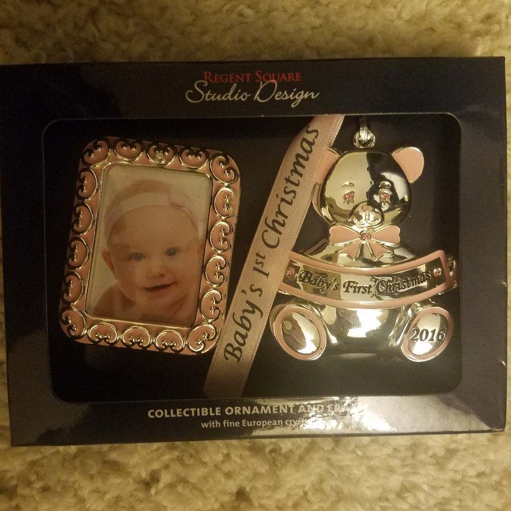 Baby Girl-First Christmas ornament 2016